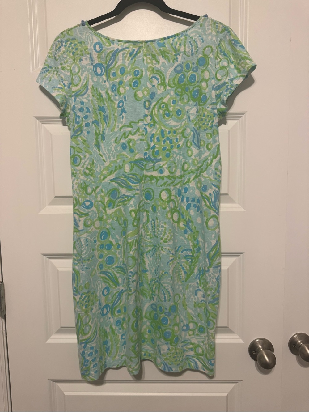 Lilly Pulitzer Harper Pom Pom dress in Any Fins Possible. Size Medium - Picture 3 of 5